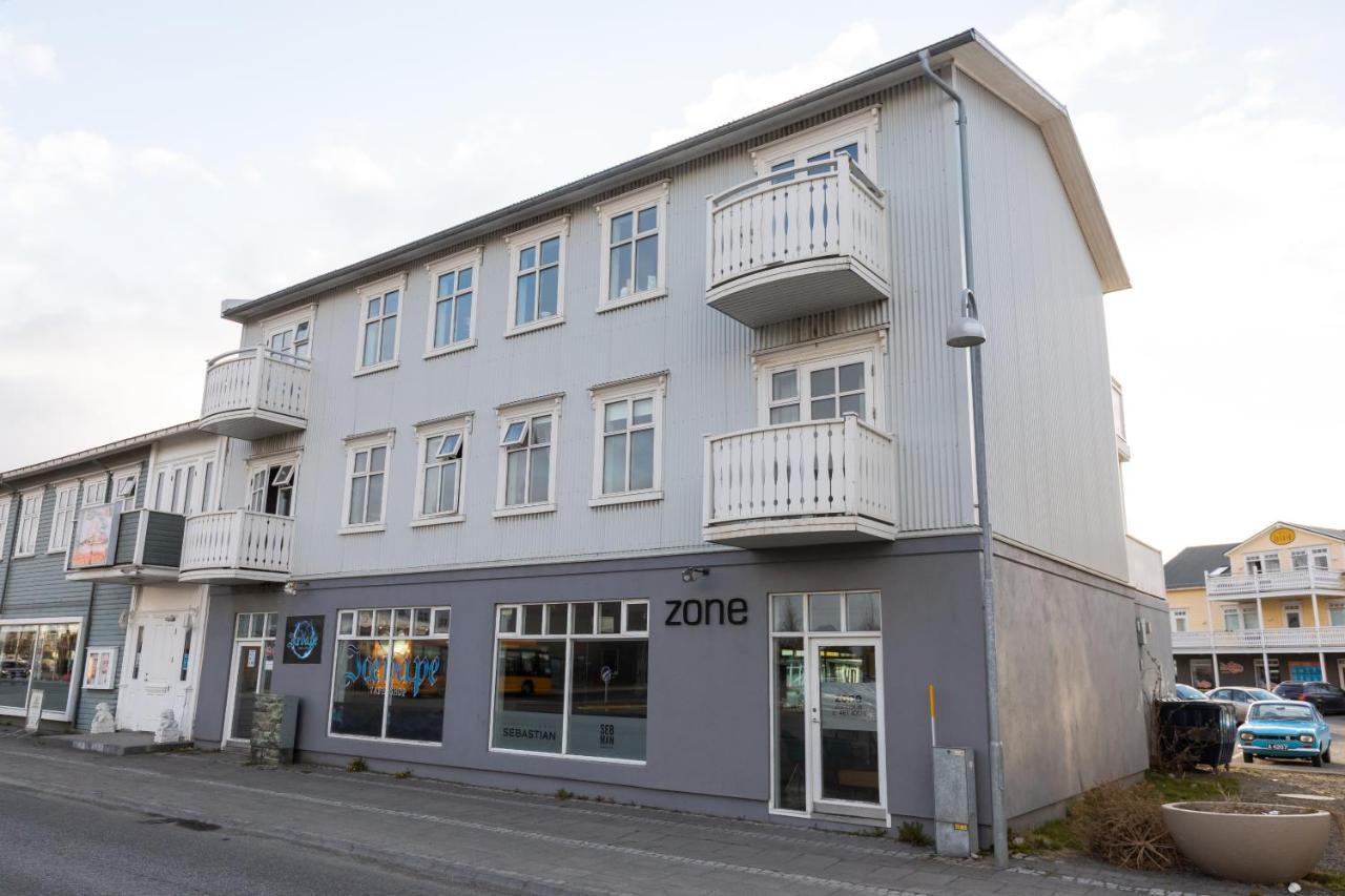 Central Apartment With Two Bedrooms And Balcony- Strandgata 9 Akureyri Exterior photo